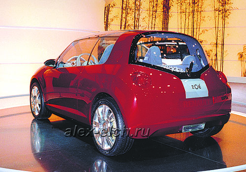 Концепт Renault Zoe на Женевском автосалоне 2005