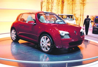 Концепт Renault Zoe на Женевском автосалоне 2005