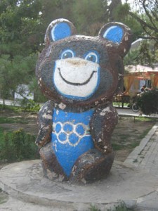 Олимпийский мишка Алушта 2012