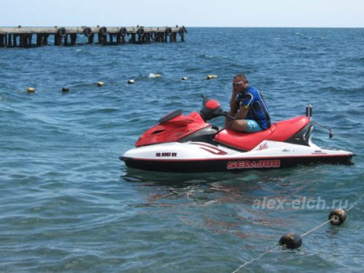 Поездка в Алушту. Пляж в Рабочем уголке (Крым, сентябрь 2012 г.)