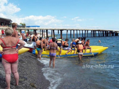 Поездка в Алушту. Пляж в Рабочем уголке (Крым, сентябрь 2012 г.)