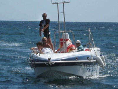 Поездка в Алушту. Пляж в Рабочем уголке (Крым, сентябрь 2012 г.)