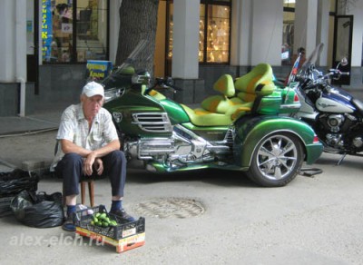 На автомобиле в Алушту (сентябрь 2012 г.)