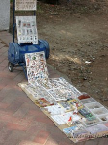 Алушта. Сувениры, картины, блошиный рынок