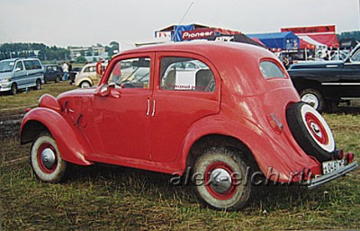 Simca 8 Симка-8 на фестивале Автоэкзотика (Москва, Тушино) и в музее