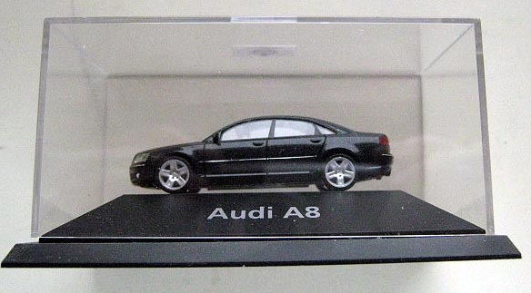 Масштабная модель автомобиля Ауди А8 Audi A8 (V8, 335 л.с.)