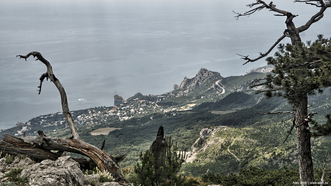вершина Шаан-Кая (871 м) Крым Алупка фото Александр Ельчищев